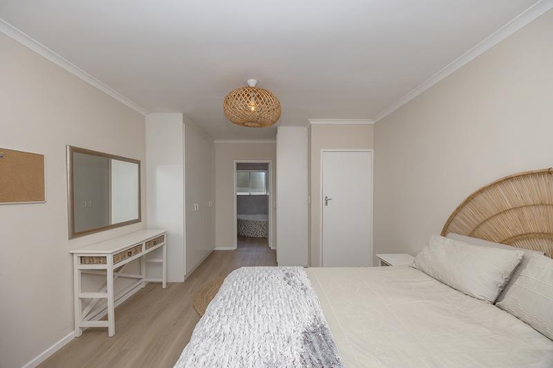 3 Bedroom Property for Sale in Bloubergrant Western Cape